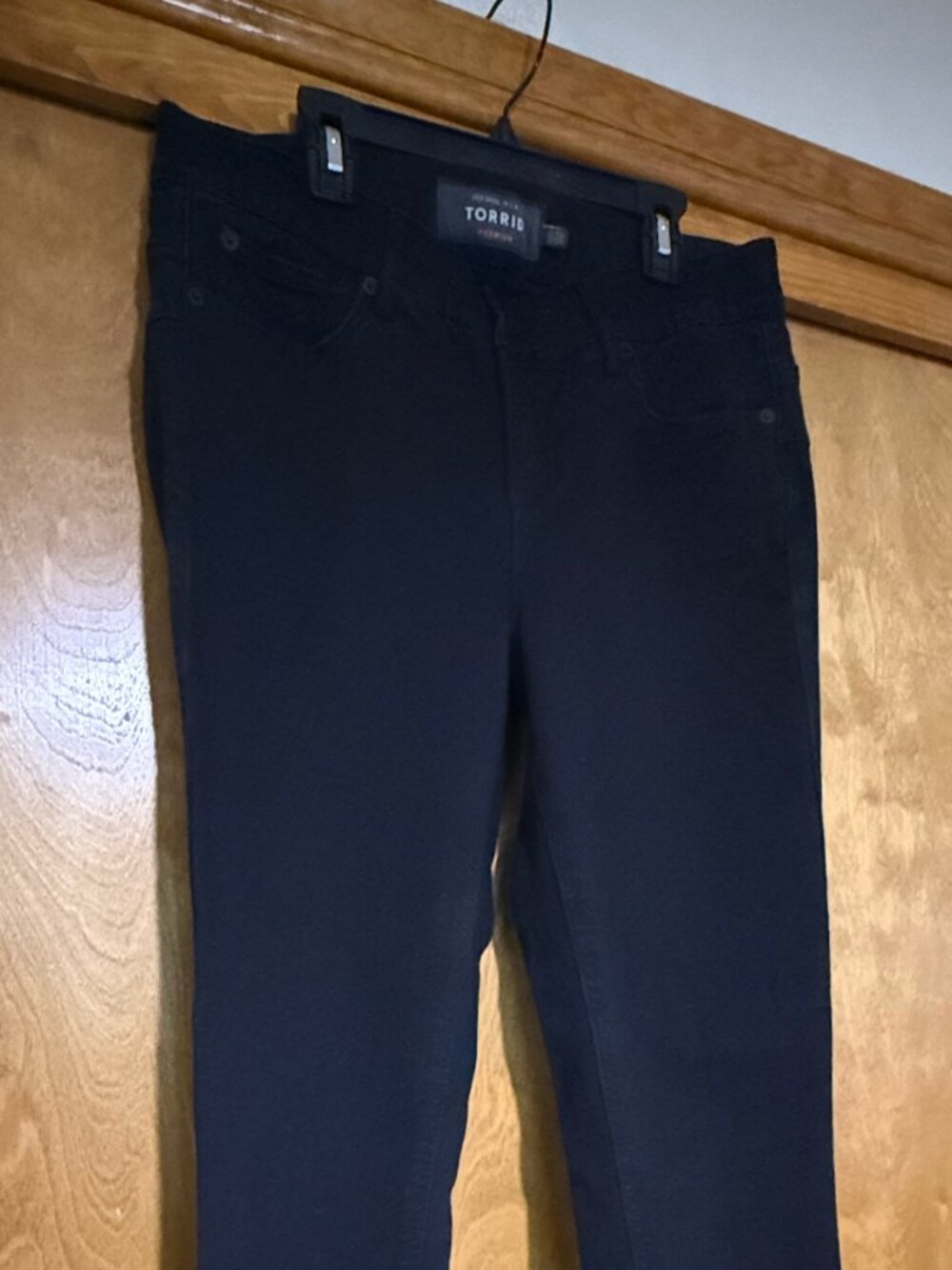 Torrid Premium Black Mid Rise Bombshell Skinny Jegging Jeans Size 10R 1131660
